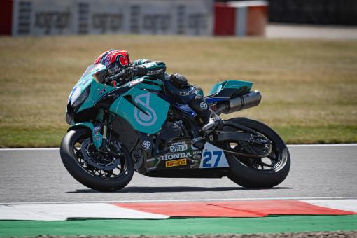 R07_Donington_Toba_0008