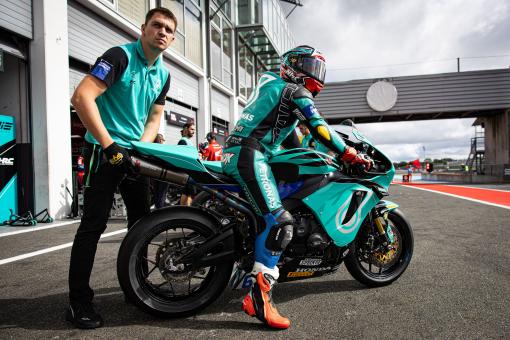 R09_MagnyCours_Mie_0189