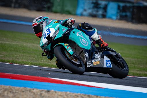 R09_MagnyCours_Mie_0191