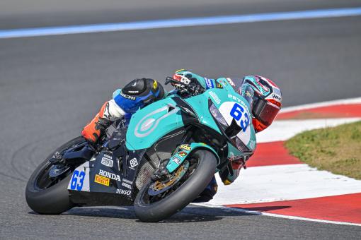 Azman and Norrodin complete SSP Race 1 while a crash stops a resilient Toba