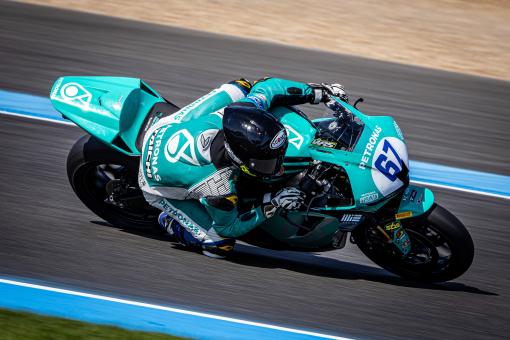 R09_MagnyCours_Mie_0284