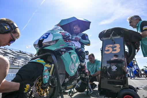 R09_MagnyCours_AZMAN_001