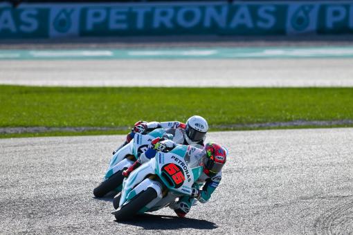 Wildcards Azman and Anuar P23 and P24 in the Sepang Moto2 race